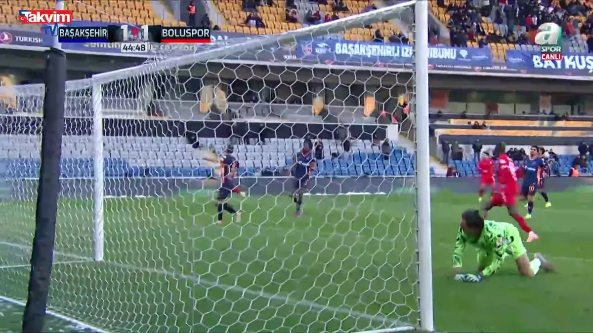 Arda Usluoğlu'ndan Başakşehir ağlarına enfes gol!