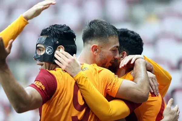 1619785019094.jpg Fatih Terim'den radikal karar! Gençlerbirliği - Galatasaray maçında ilk 11 sil baştan...-6