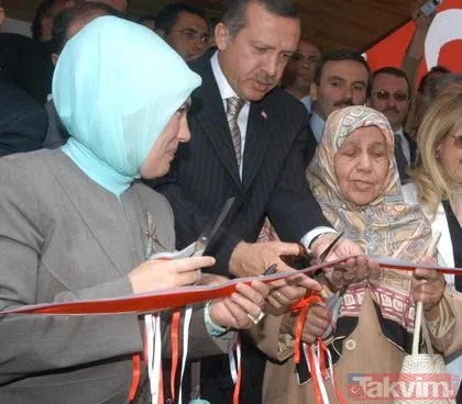Başkan Erdoğan’ın annesi Tenzile Erdoğan’ın vefatının 10. yılı! Her daim oğlunun destekçisiydi