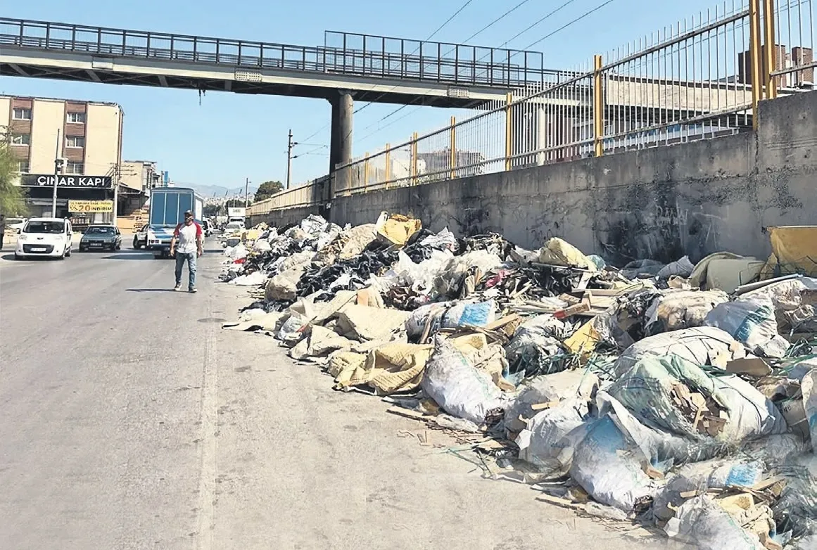 CHP 80 leri yaşatıyor!