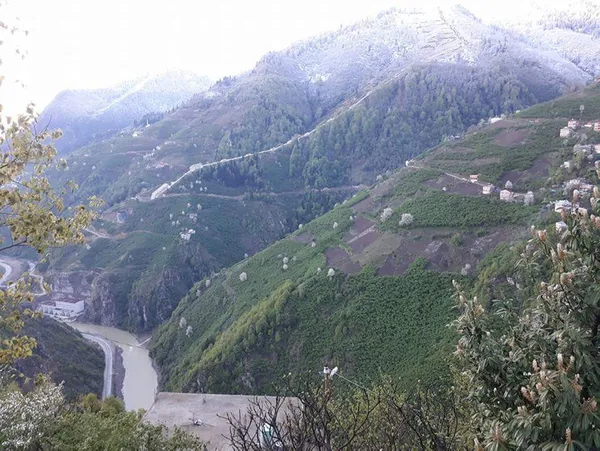gumushaneden-ayrilip-giresuna-baglanmak-isteyen-gunyuzu-ve-uctas-koylerinin-talebi-reddedildi-1637932124480.jpg Gümüşhane'den ayrılıp Giresun'a bağlanmak isteyen Günyüzü ve Üçtaş köylerinin talebi reddedildi-4