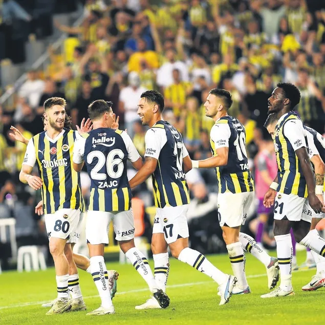 Kadıköy’de şov gecesi!