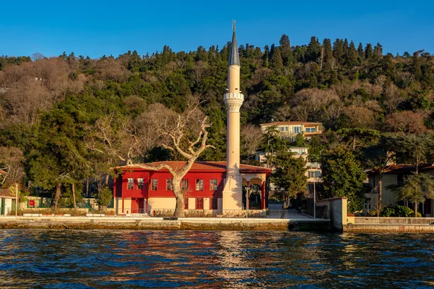 kullerinden-dogan-vanikoy-camiinin-belgeseli-kultur-hazinemize-eklendi-1689857592190.jpg Küllerinden doğan Vaniköy Camii’nin belgeseli kültür hazinemize eklendi!-3
