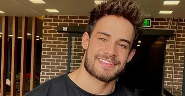 Gergin gece: Survivor Batuhan Karacakaya bir kadınla görüntülenince gazetecilere...