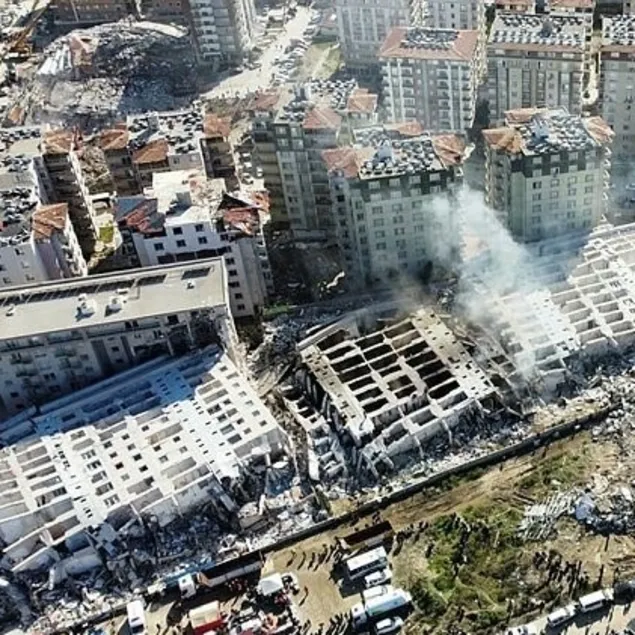 Rönesans rezidans felaketi göz göre göre gelmiş!