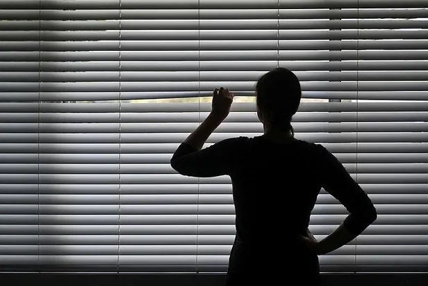 aydin-didimdeki-alevi-provokasyonun-altindan-kocasini-eve-dondurmek-isteyen-kadin-cikti-evin-kapisini-isaretle-1670356330547.jpeg Aydın Didim'deki 'Alevi' provokasyonun altından kocasını eve döndürmek isteyen kadın çıktı! 'Evin kapısını işaretledim' itirafı-2