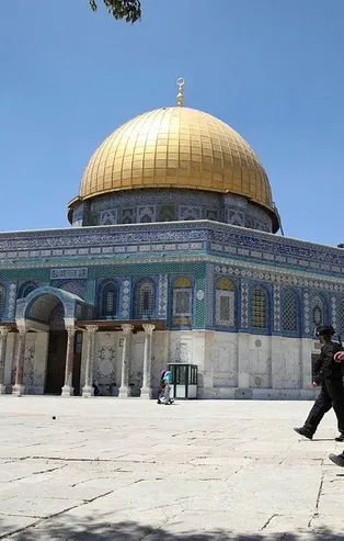 Son dakika... Mescid-i Aksa'nın kapıları yeniden açıldı