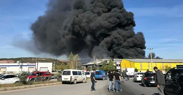 Son dakika: Sakarya’da fabrika yangını