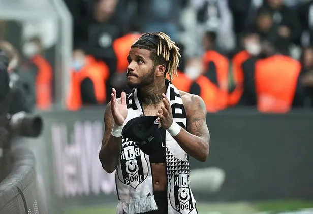 senol-gunestenvalentin-rosier-icin-sok-rapor-teklif-gelirse-satin-1670631826812.jpeg Şenol Güneş'ten Valentin Rosier için şok rapor: Teklif gelirse satın-7