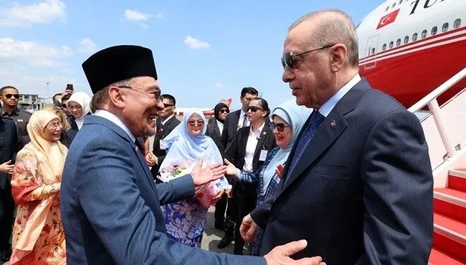 fahri-doktora-ne-demek-fahri-doktora-berati-kimlere-verilir-1739174236848.jpeg