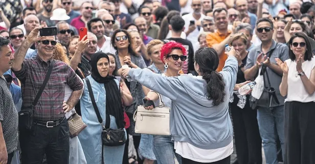 YKS'nin ilk aşaması tamamlandı! Heyecan zirve yaptı