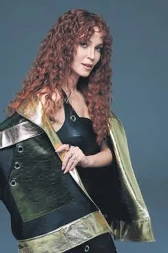 Bir Zamanlar Çukurova dizisine katılan Hande Soral ikoncan oldu-6