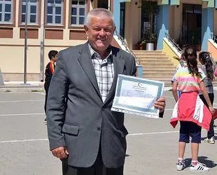 60 yaşında lise diploması aldı