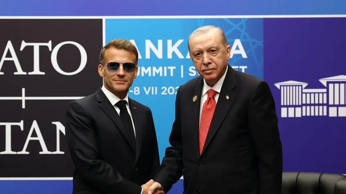 Başkan Erdoğan, Macron'u Türkiye'ye davet etti! Görüşmede BM reformu da gündeme geldi