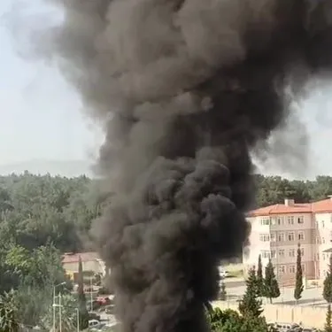 İskenderun Devlet Hastanesi’nde yangın çıktı! 3 konteyner kül oldu! Facia gibi yangının nedeni...