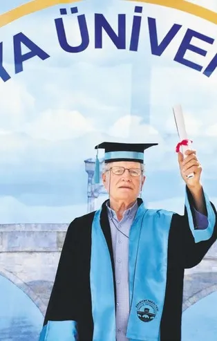 Şevki Kılıç 75 yaşında üniversiteyi bitirdi, hedefi yüksek lisans