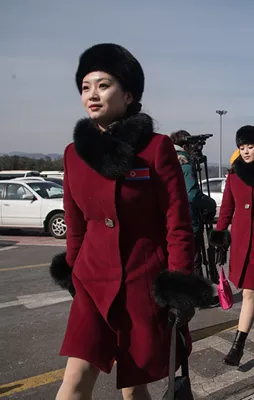 Kim'in 'Güzeller ordusu' sınırı geçti
