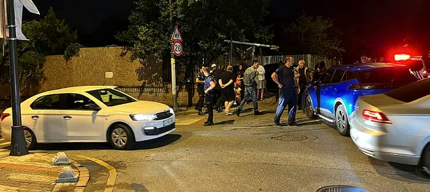 Üsküdar’da korkutan kaza! İki araç birbirine girdi