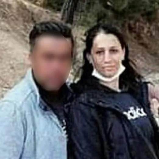 Çocuklarının gözü önünde yakılarak öldürülmüş!