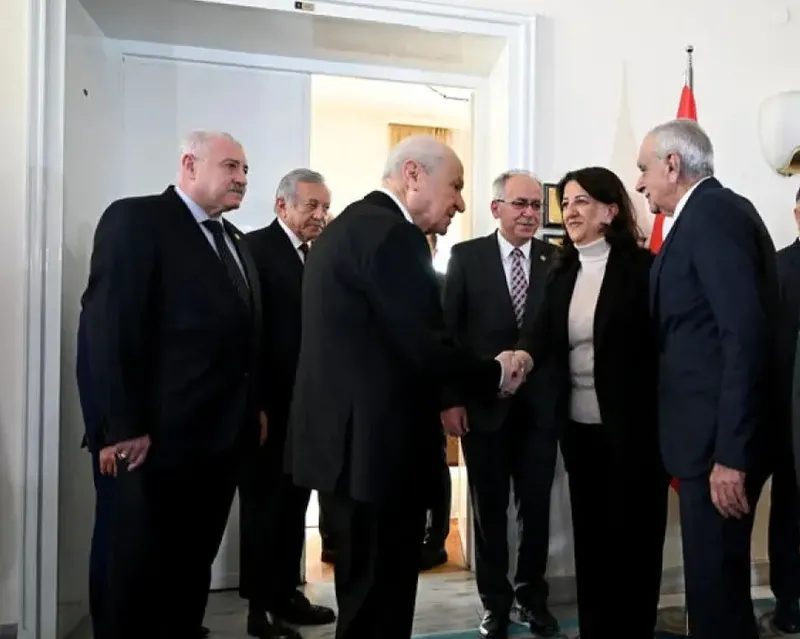 DEM Parti İmralı Heyeti Meclis turuna başlıyor! Önce MHP lideri Bahçeli sonra CHP'ye gidecekler-3