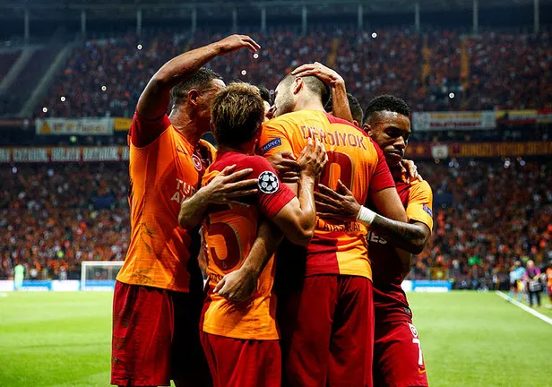 Galatasaraylı Eren Derdiyok Şampiyonlar Ligi'nde 7 yıl sonra ilk kez gol attı-5