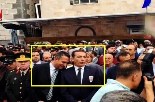 Başkan Erdoğan CHP'li Ali Mahir Başarır'a şehit cenazesindeki fotoğrafı hatırlattı: Ahlaksız adam, pişmiş kelle gibi sırıtıyor