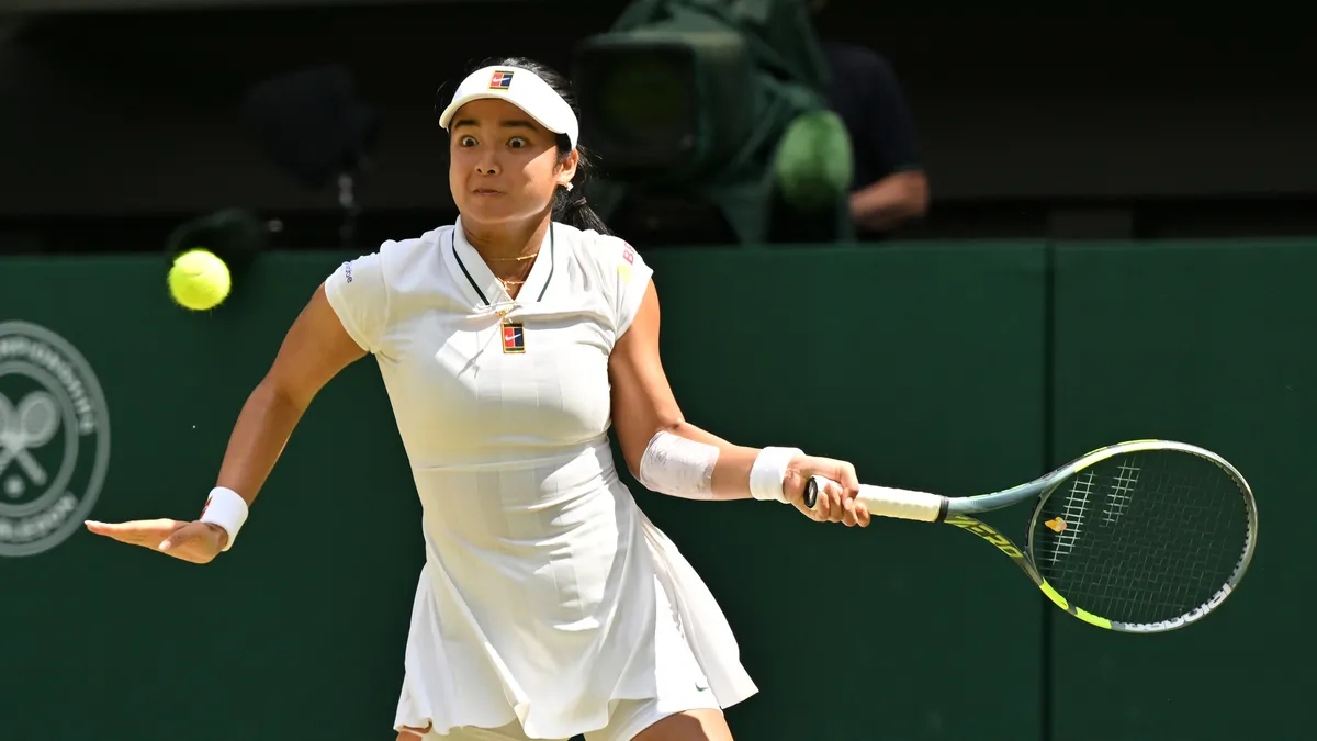 Mucizenin adı Alexandra Eala! Wimbledon'da Iga Swiatek'i devirdi