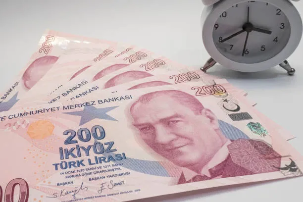 kredi-karti-borclari-toz-duman-yeni-yilda-herkes-kemeri-bollastiracak-tek-tek-siliniyor-1667645517134.jpg Tek tek siliniyor... Kredi kartı borçları toz duman! Yeni yılda herkes kemeri bollaştıracak!-3