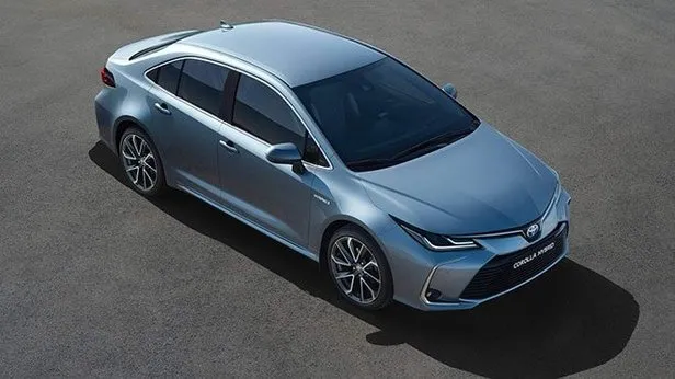 en yeni toyota araba fiyatlari ne kadar kac tl oldu otv zammi sonrasi toyota fiyat listesi 2020 eylul takvim