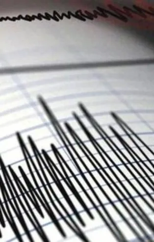 Endonezya'da 5,9 büyüklüğünde deprem