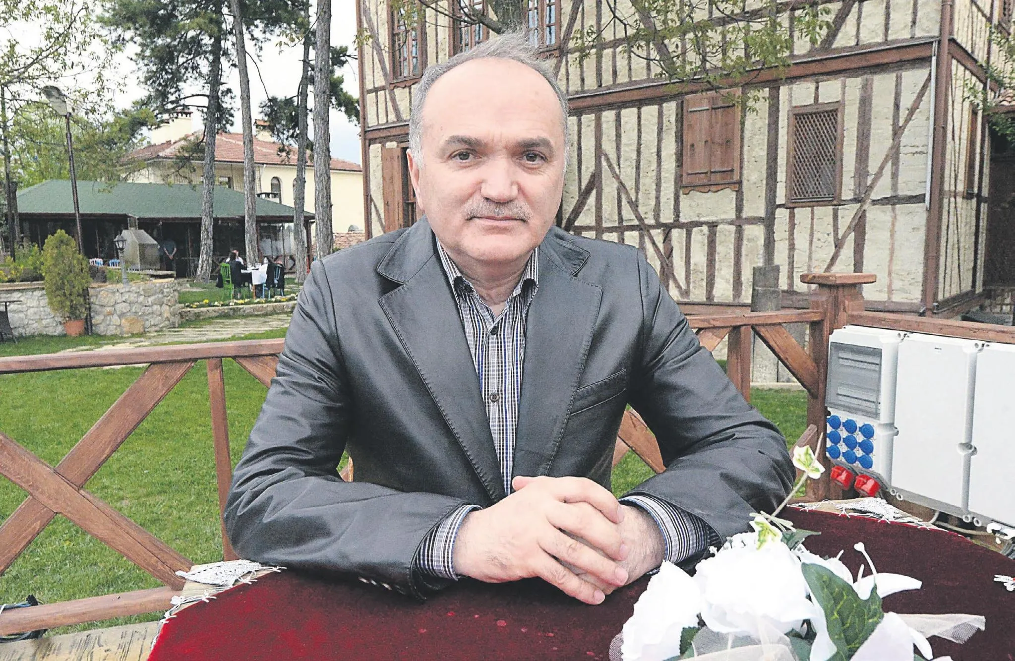 Ali robot yapsın Ayşe ise kodlama