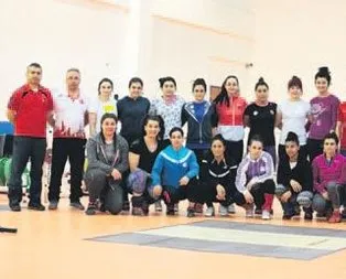 Halterde 6 sporcumuz podyuma çıkıyor