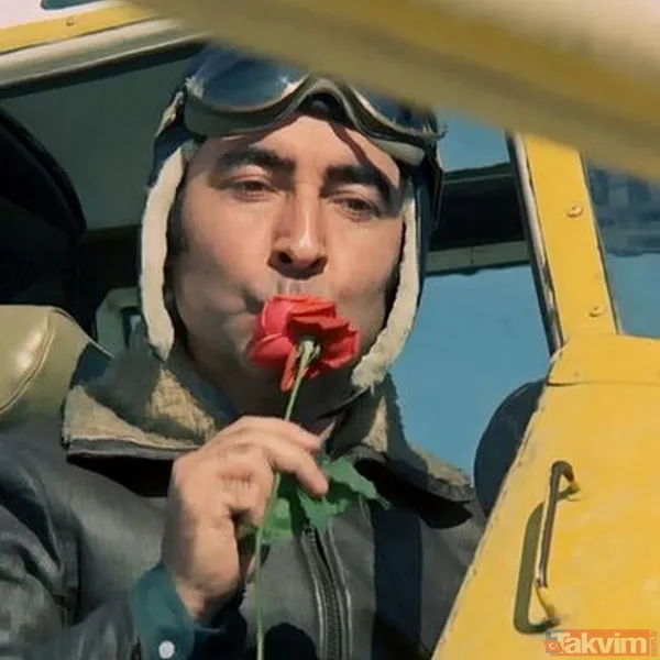 50 yıllık sanat hayatı 500’e yakın film! Yeşilçam’ın pala bıyıklısı Hulusi Kentmen’in gerçek mesleği şaşırttı! Meğer oyunculuktan önce... - 13