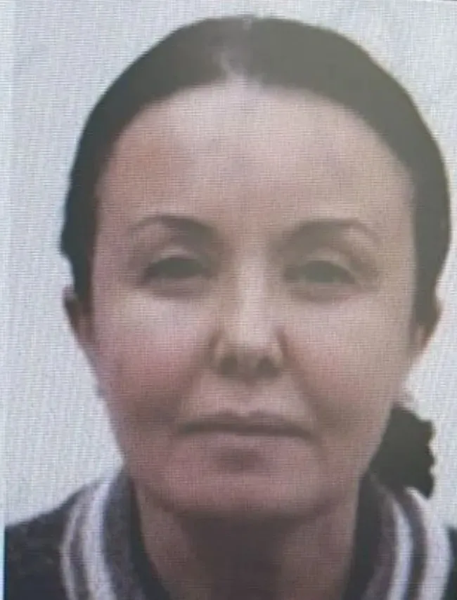 unlulere-uyusturucu-sorusturmasi-taha-ozer-ve-18-icerik-ureticisi-simge-barankoglu-gozaltina-alindi-1770368964708.jpeg Uyuşturucu ve fuhuşta +18 operasyon: Taha Özer, Simge Barankoğlu ve Ebru Akman adliyeye sevk edildi-4