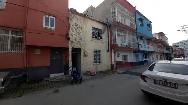 basindan-vurulan-8-yasindaki-medine-hayatini-kaybetti-kazara-kendisini-vurdugu-ortaya-cikti-1619004567149.jpg Başından vurulan 8 yaşındaki Medine hayatını kaybetti! Kazara kendisini vurduğu ortaya çıktı-8