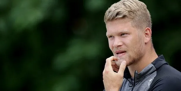 Cornelius defteri yeniden açıldı! Fenerbahçe ve Trabzonspor'u karşı karşıya getiren oyucunun menajeri İstanbul'da-4