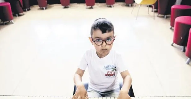 Süper çocuk Demirhan