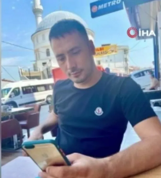 Esenyurt'ta baltalı yol verme kavgası cinayetle bitti: Müdahale edemeden orada öldü-5