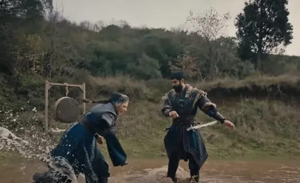 sakin-olmeyesin-bamsi-beyim-kurulus-osman-45-bolum-fragmaninda-kefere-allem-kallem-edip-pusu-atiyor-1612423441542.jpg Sakın ölmeyesin Bamsı Bey'im! Kuruluş Osman 45. bölüm fragmanında kefere allem kallem edip pusu atıyor-10