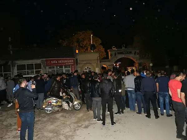 Çorum'da mezarlıkta esrarengiz kız nöbeti! Çorum'daki esrarengiz kız bulundu mu?-5