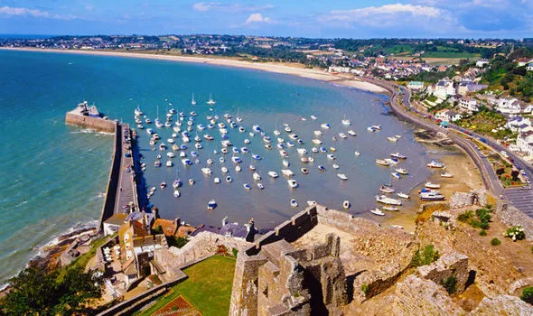 1614336614219.jpg Türk vatandaşlarına en kolay oturma izni veren ülkelerin listesi 2021! Oturma izni almak için hangi Avrupa ülkelerini tercih etmeliyiz?-7