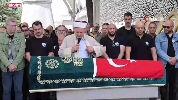 Naşit Özcan'a veda!