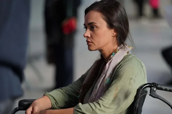 ates-kuslari-yeni-bolumuyle-cok-konusulacak-gulayse-yeni-kavustugu-babasini-kaybediyor-1695284974246.jpg Ateş Kuşları yeni bölümüyle çok konuşulacak! Gülayşe, yeni kavuştuğu babasını kaybediyor!-4