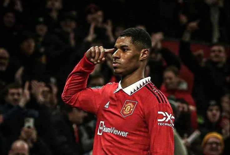 Fenerbahçe’den 4 bomba birden!