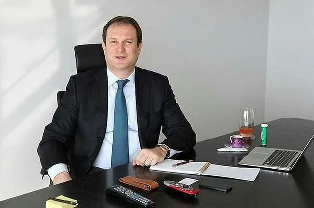 FETÖ’cü polis getirdi Sözcü manşet yaptı
