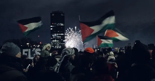 Dünya 2024 geri sayımını Gazze için yaptı! Londra’dan Ramallah’a dört bir yanda ateşkes çağrısı! Gazzeli gazeteciler yeni yıl mesajı gönderdi