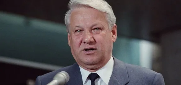RUSYA BAŞKANI BORİS YELTSİN BAŞBAKANINI AZLETTİ