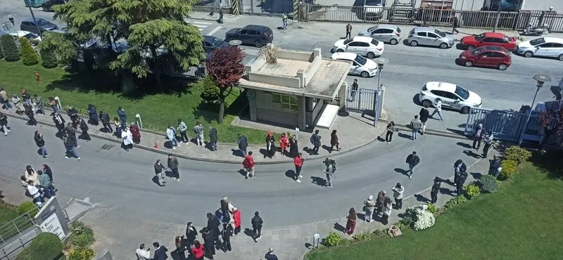 İstanbul'da peş peşe depremler (AJANSLAR)