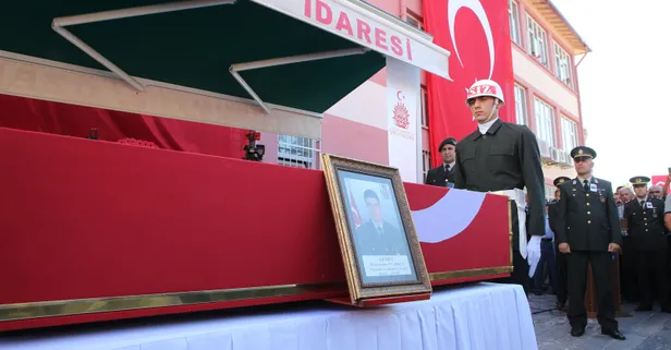 Şehit Piyade Uzman Çavuş Uçakçı memleketi Çorum'da toprağa verildi
