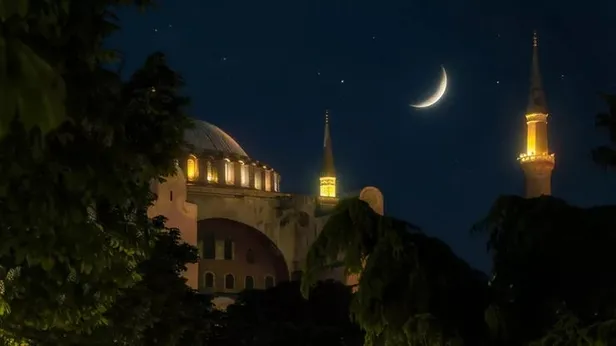 ramazan-hilali-gorundu-mu-ne-zaman-gorunur-2022-ramazan-hilali-ile-ilgili-hadisler-ayetler-ve-gorunce-okunacak-1648710738904.jpeg